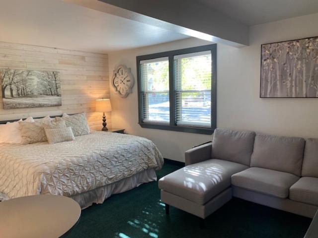 Moose Creek Lodge & Suites Cody Værelse billede